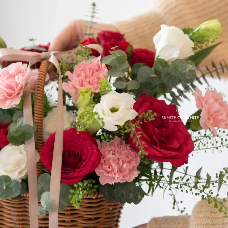 Blissful basket