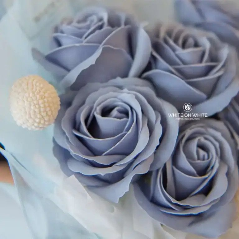 Simple Love bouquet for Birthday & Friendship, same day flower delivery