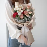 Cappuccino mix bouquet for qixi festival, chinese valentine's day flower delivery, birthday occasion