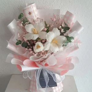 sweet romance bouquet- budget friendly birthday flower, apology flowers, please forgive me flowers, apology flowers for girlfriend