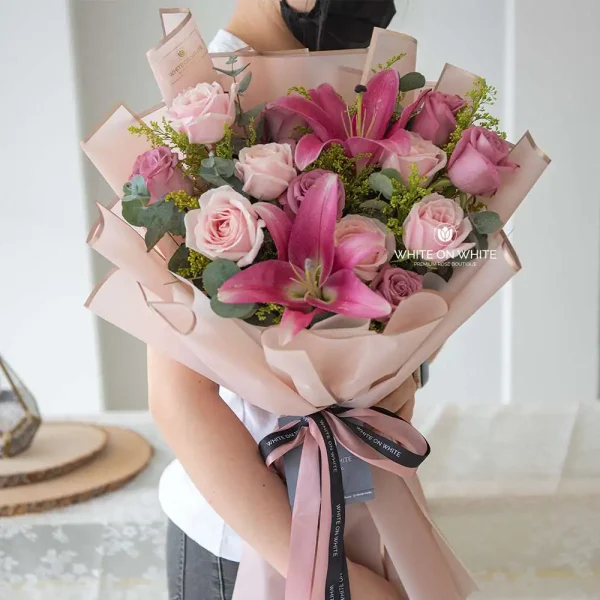 Lily Mix Bouquet