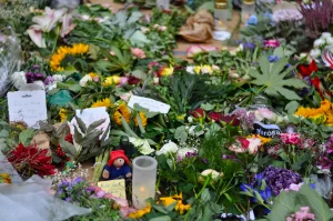 beautiful Flowers bouquet, condolence flower stand