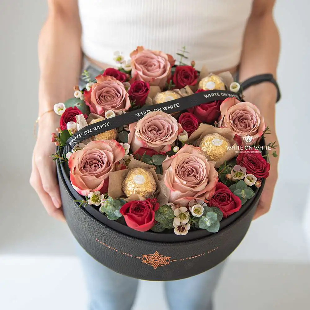 First Love Box V05, Valentine's day flowers, Valentine's day 2024