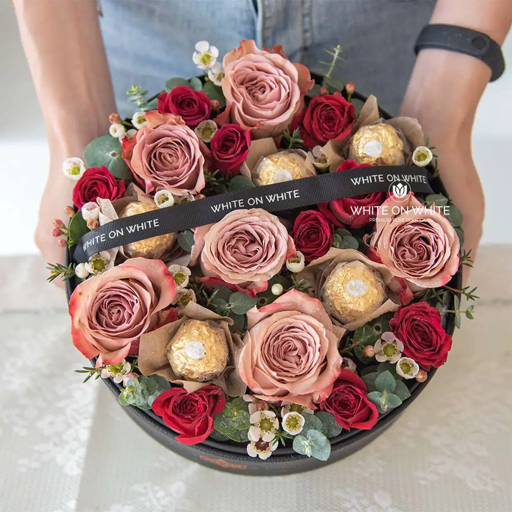 First Love Box V05, Valentine's day flowers, Valentine's day 2024