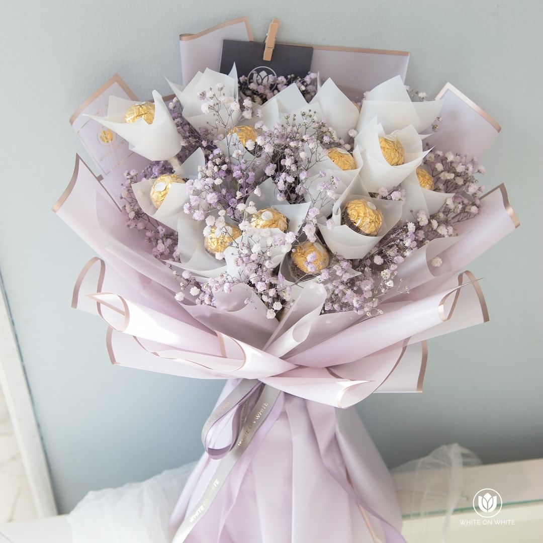 Bouquet coklat ferrero purple, hadiah bouquet coklat