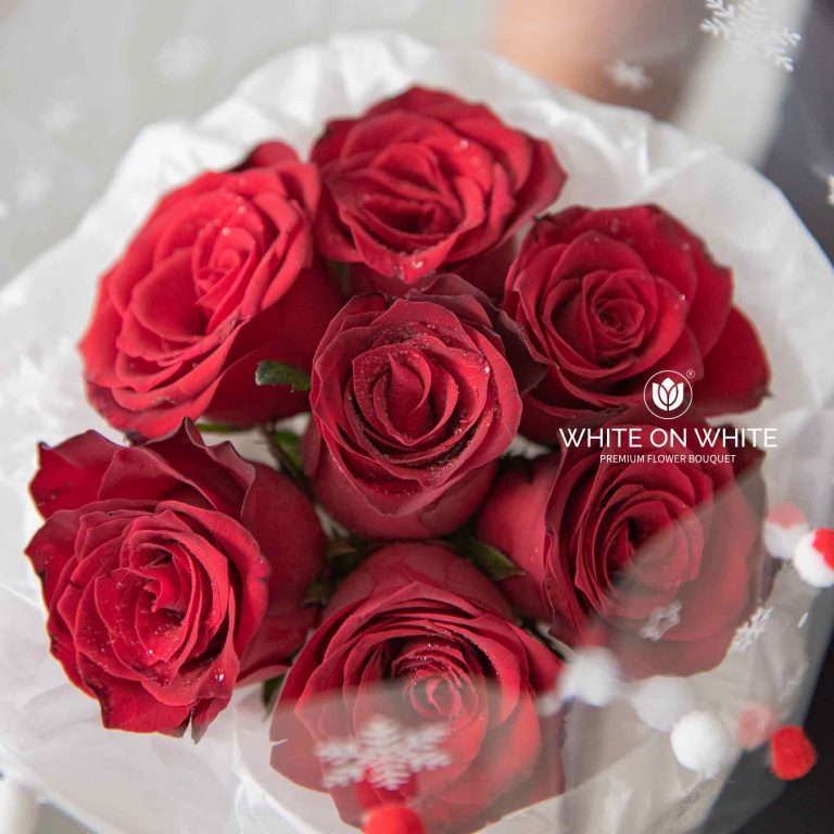 order christmas flowers, Secret Santa Bouquet