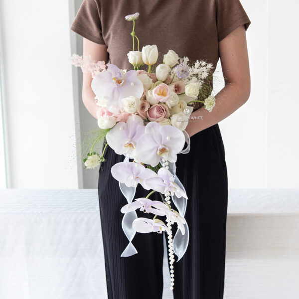 Royal Wedding Bouquet, bridal bouquet, bunga tangan pengantin, bunga pengantin fresh flower