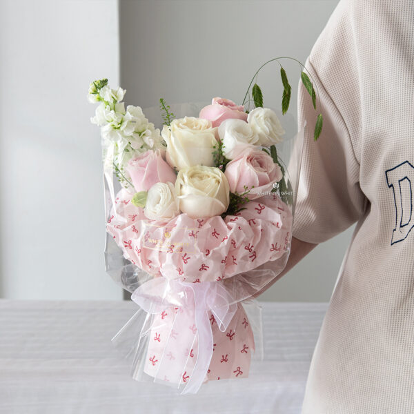 Korean flower bouquet arrangement, Yoona Bouquet, korean bouquet, soft korean bouquet
