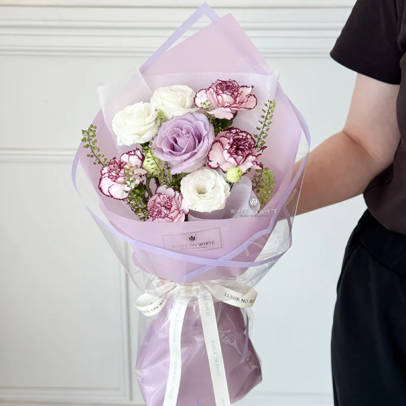 M10 Gorgeous Mom Bouquet