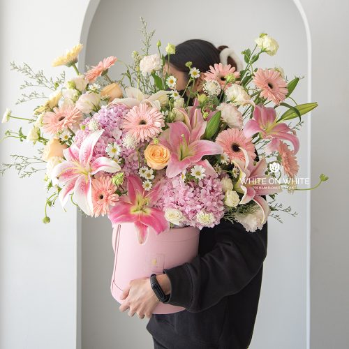 Big flower box 5 Unique Ways To Say I Love You With Flowers