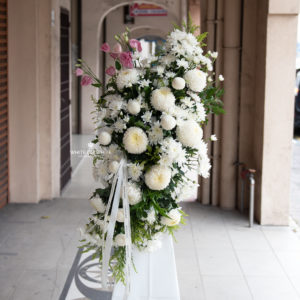 Farewell Stand for Condolence & Sympathy Flowers
