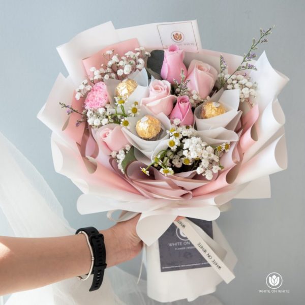 Chocolate Flower Bouquet - Sweetish Choco bouquet for Birthday & Friendship, flower and chocolate bouquet