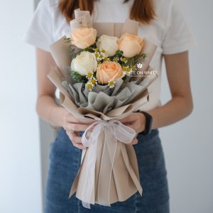 my only one bouquet for birthday, friendship and Apology, please forgive me flowers, apology flowers for girlfriend, below RM100 flowers, budget bouquet