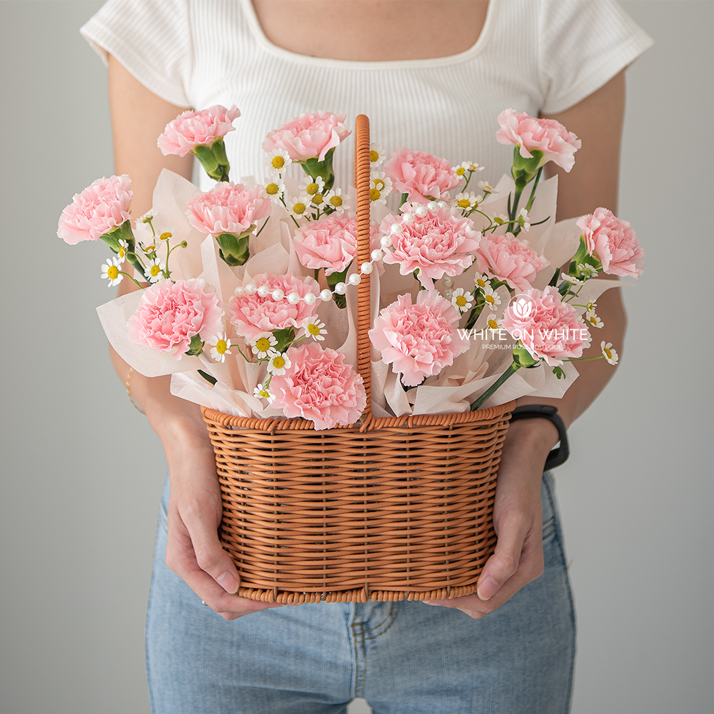 M05 Elegant Love Basket 3