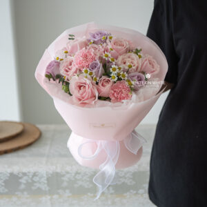 Sweet Girl Bouquet, 8 stalks of Pink Rose, 5 stalks of Ocean Song, 3 stalks of Pink Carnation, 1-2 stalks of Chamomile, and Eucalyptus Leaves