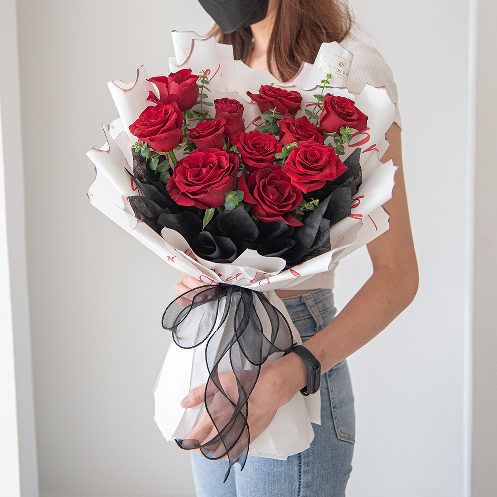 Velvet-Rose-Bouquet-3