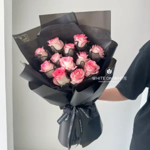 elsa rose with black wrapping