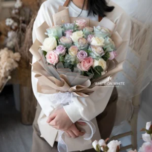 Sweet Aurora Bouquet, florist singapore, White On White flower shop singapore