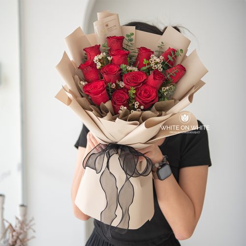 Red roses bouquet